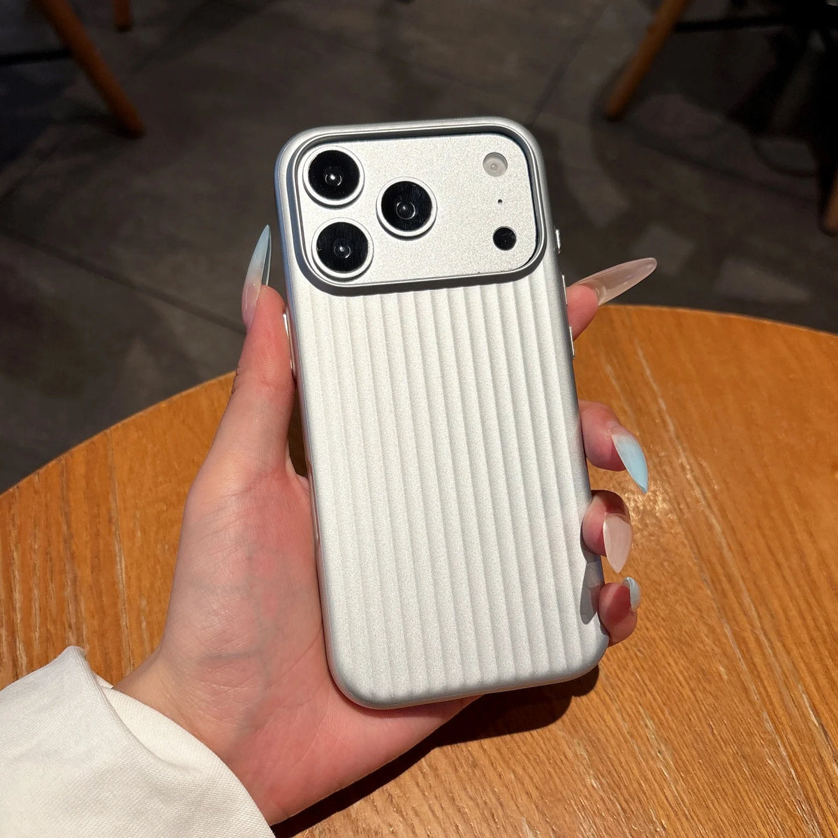 Ribbed Metallic Case