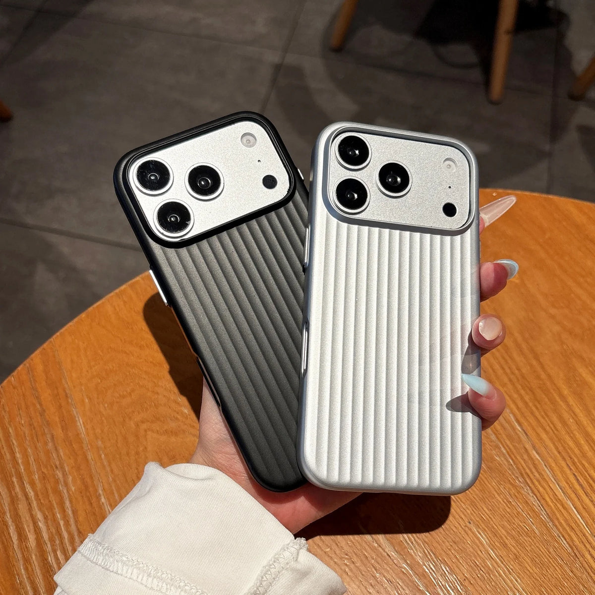 Ribbed Metallic Case